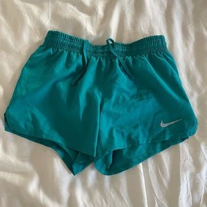 XS Nike Women’s Running Shorts - Aqua